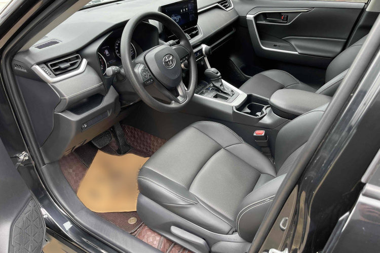 丰田 威兰达 2023款 2.0L CVT两驱领先版中控内饰7002