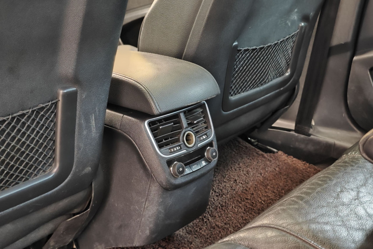 标致508 2013款 2.3L 两周年纪念 自动旗舰版中控内饰7013