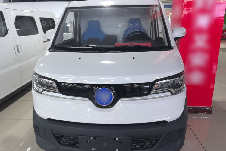 福田 智蓝精灵E7 2024款 改款 纯电动厢式运输车 平顶2座 亿纬锂能46.36kWh车身外观6001