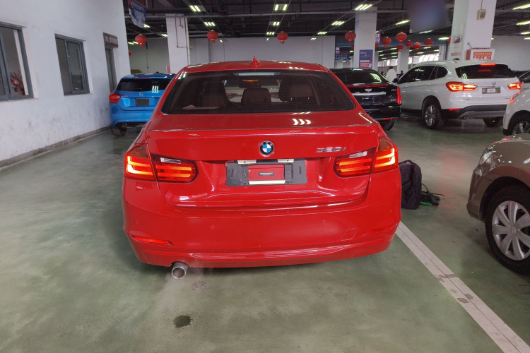 宝马3系 2014款 320i 时尚型车身外观6004