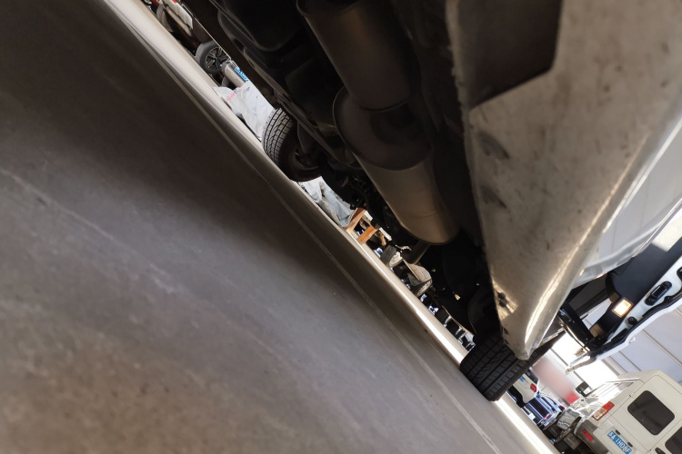 上汽大通MAXUS 大通G20 2020款 2.0T 汽油自动智尊版局部细节9002