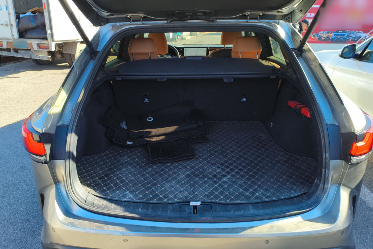 雷克萨斯RX 2023款 350h 四驱醇享版机舱底盘23