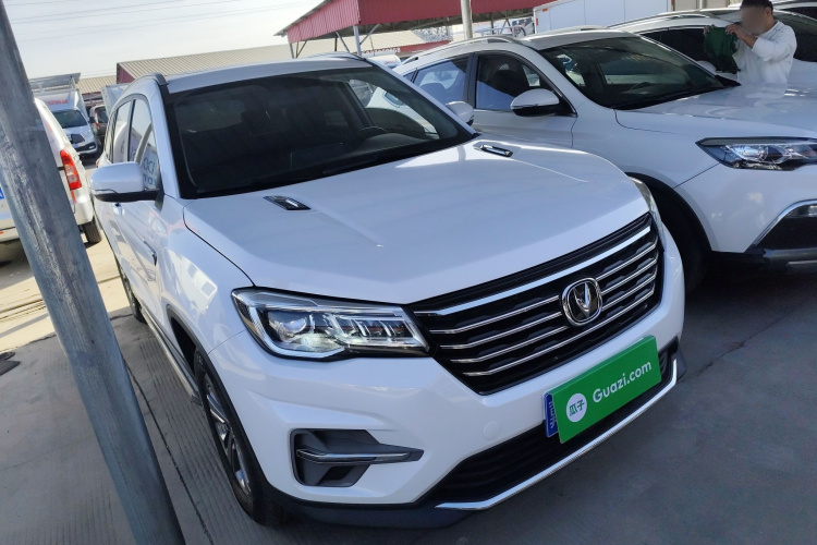 长安CS75 2020款 280T DCT豪华型 国VI车身外观3