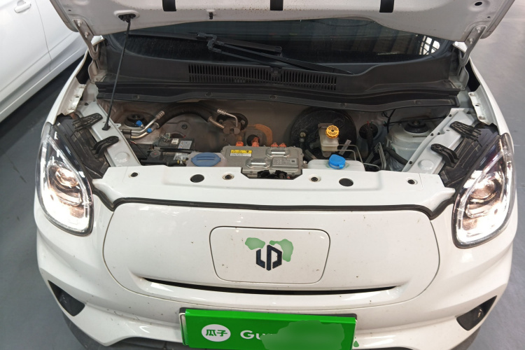 零跑汽车 零跑T03 2025款 310舒享版机舱底盘24