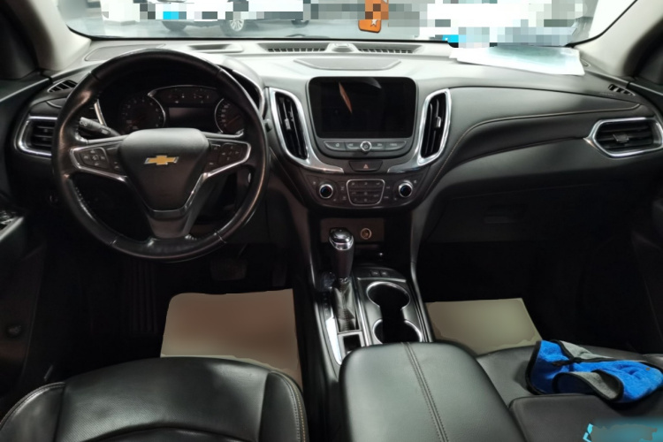 雪佛兰 探界者 2018款 RS 550T 自动四驱捍界版中控内饰12