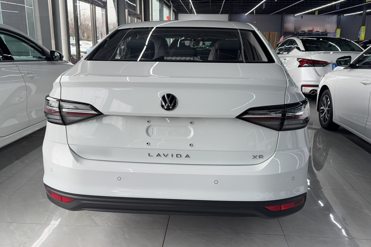 大众 朗逸 2025款 新锐 1.5L 出众新逸版车身外观6004