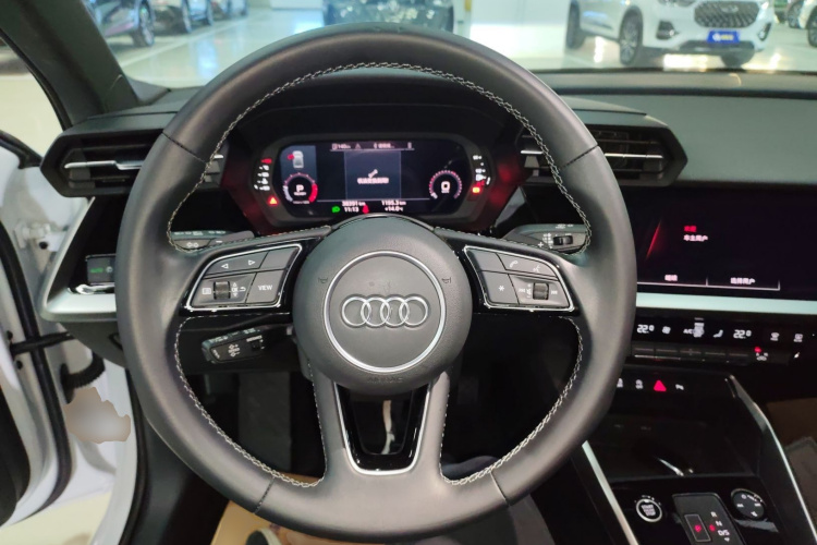 奥迪A3 2023款 改款 A3L Limousine 35 TFSI 时尚运动型局部细节13