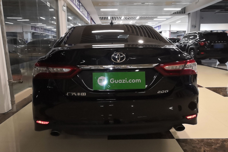 丰田 凯美瑞 2021款 2.0G 豪华版车身外观6