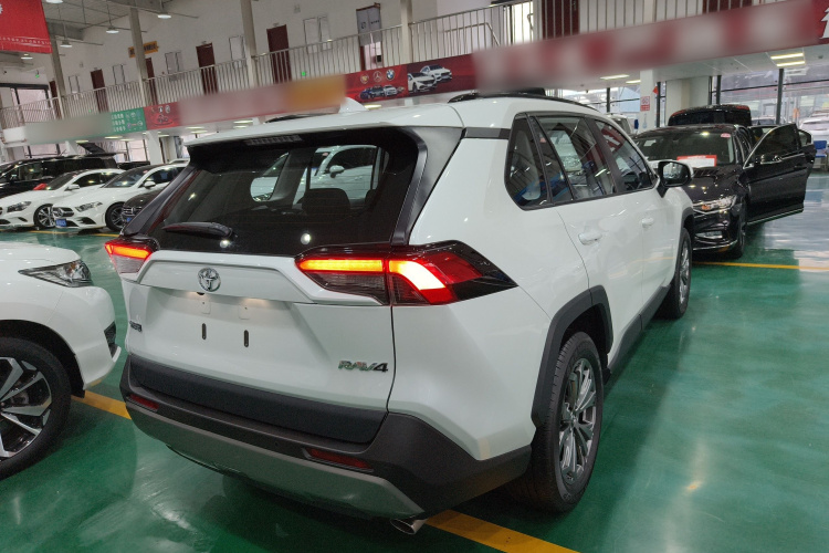 丰田 RAV4荣放 2023款 2.0L CVT两驱风尚Plus版车身外观6003