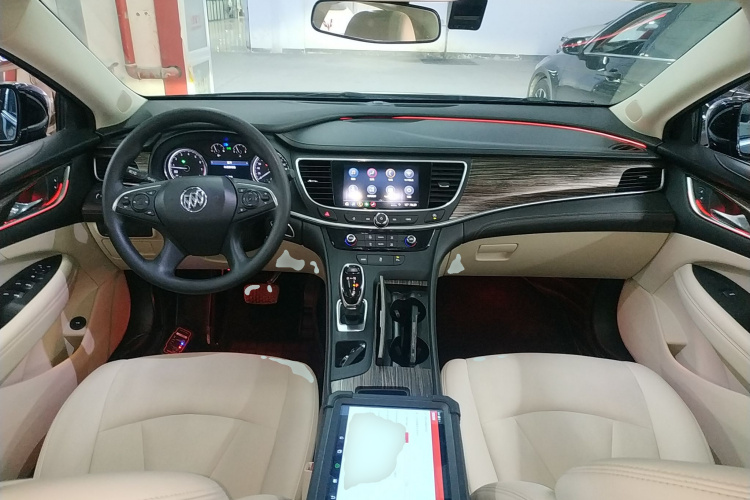 别克 君越 2020款 652T 精英型中控内饰12