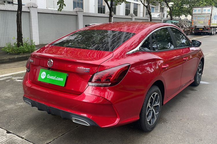 名爵 MG5 2022款 180DVVT CVT青春豪华版车身外观6003