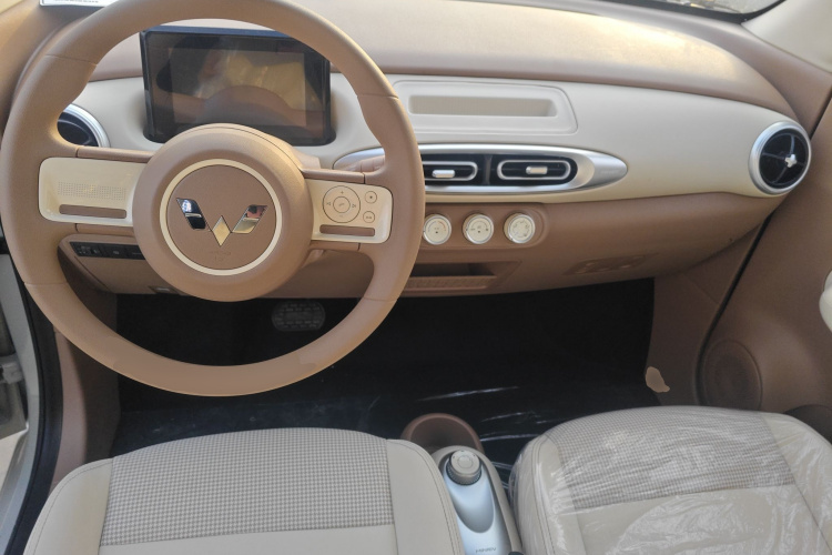 五菱汽车 宏光MINIEV 2025款 四门版 进阶款中控内饰12