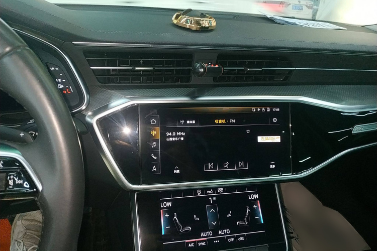 奥迪A6L 2019款 40 TFSI 豪华致雅型局部细节16