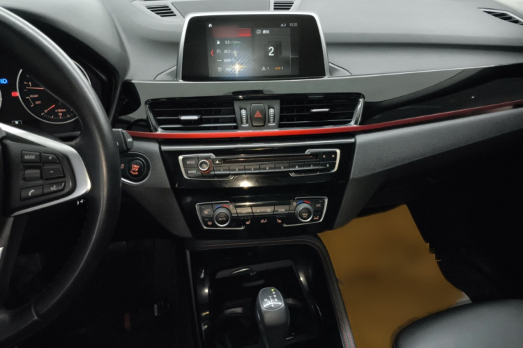 宝马X1 2018款 xDrive20Li 尊享型局部细节16