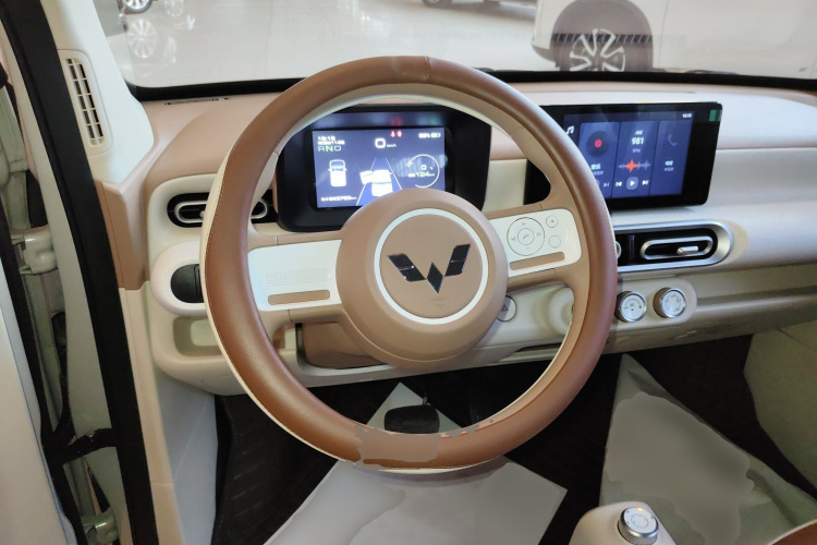 五菱汽车 宏光MINIEV 2024款 第三代 215km 进阶版中控内饰13