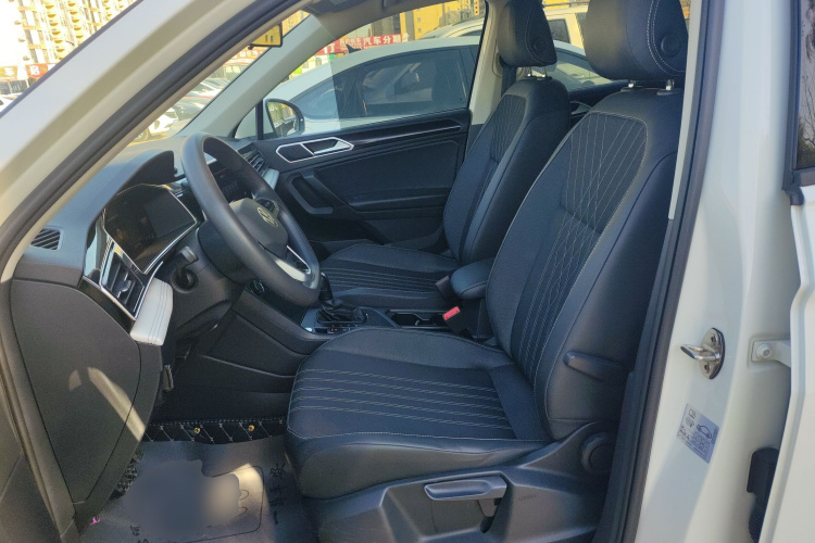 大众 途观L 2022款 330TSI 自动两驱舒享版局部细节19