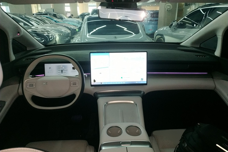 小鹏X9 2024款 702超长续航Max中控内饰7002