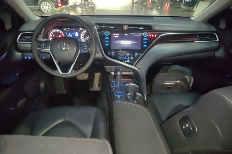 丰田 凯美瑞 2019款 2.5G 豪华版 国VI中控内饰12