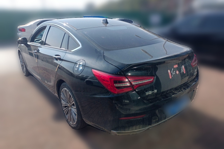 红旗H5 2022款 经典款 改款 1.5T DCT旗韵版车身外观5