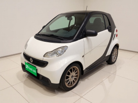 smart fortwo 2012款 1.0 MHD 硬顶标准版