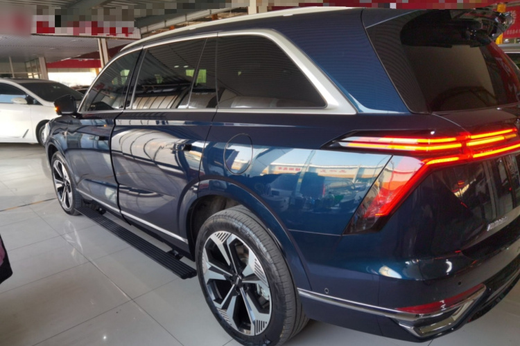 魏牌 蓝山 2025款 四驱 Max车身外观6002