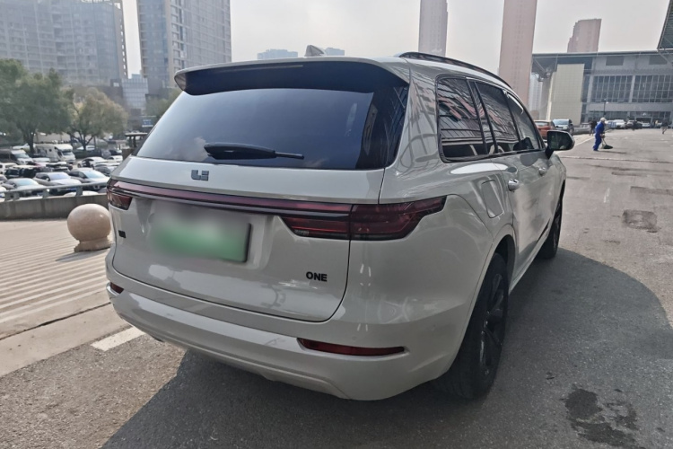 理想汽车 理想ONE 2021款 增程6座版车身外观6005