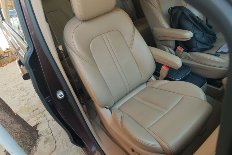 别克GL8 2017款 ES 28T 豪华型 国V局部细节41