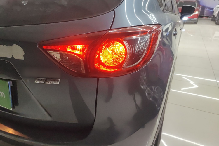 马自达CX-5 2015款 2.0L 手动两驱舒适型车身外观6006