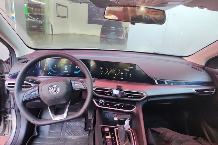 长安 逸动 2021款 PLUS 蓝鲸NE 1.4T GDI DCT尊贵型中控内饰12