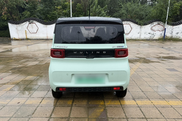 五菱汽车 宏光MINIEV 2021款 马卡龙夹心款 170km 三元锂车身外观6004