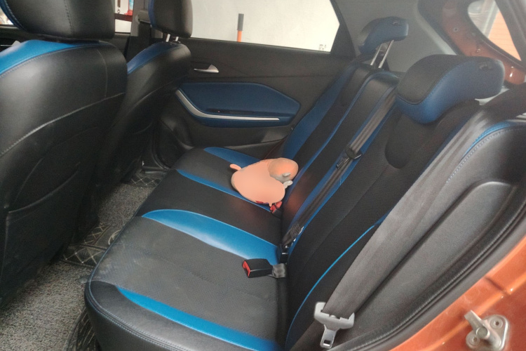 奇瑞新能源 瑞虎3xe 2018款 400 畅享版中控内饰21