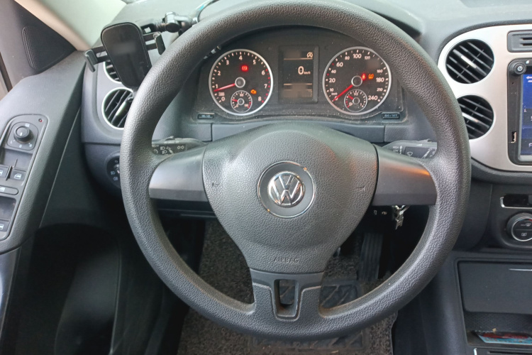 大众 途观 2015款 1.4TSI 手动两驱蓝驱版局部细节13