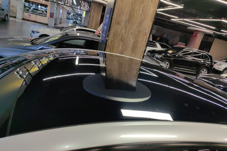 特斯拉 Model Y 2022款 长续航全轮驱动版局部细节57