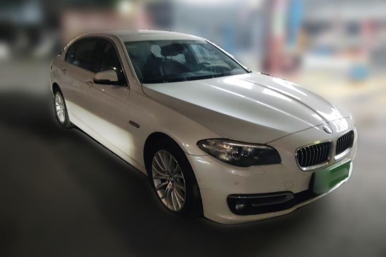 宝马5系 2014款 525Li 豪华设计套装车身外观6002