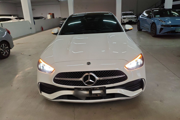 奔驰C级 2022款 改款 C 260 L 运动版车身外观2