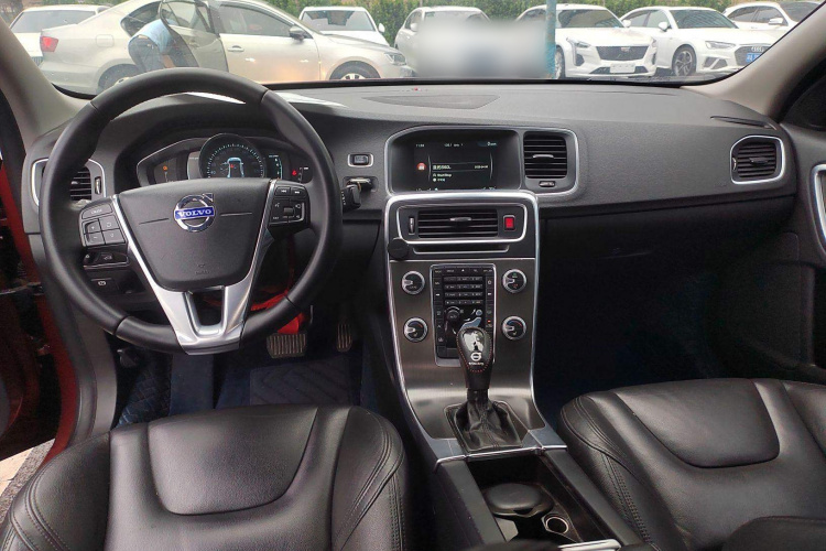 沃尔沃S60 2016款 S60L T5 智驭版中控内饰7002