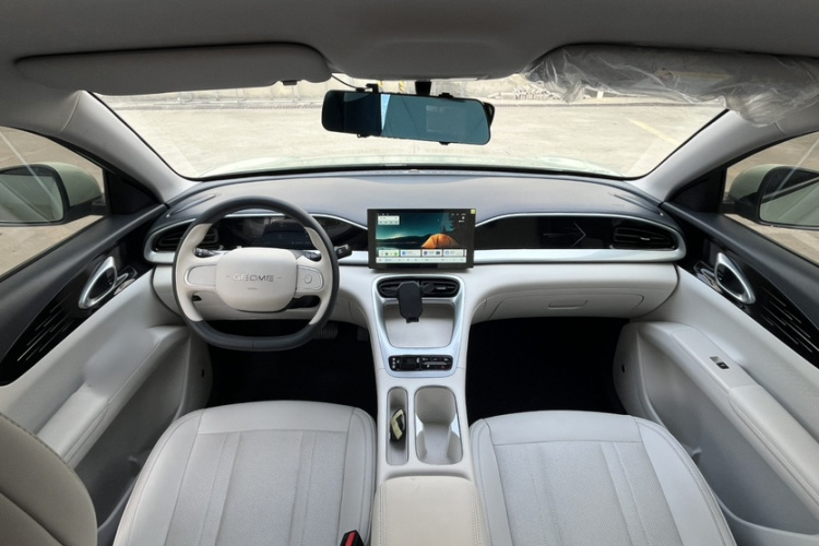 吉利银河 星愿 2025款 310km 青春版中控内饰7001