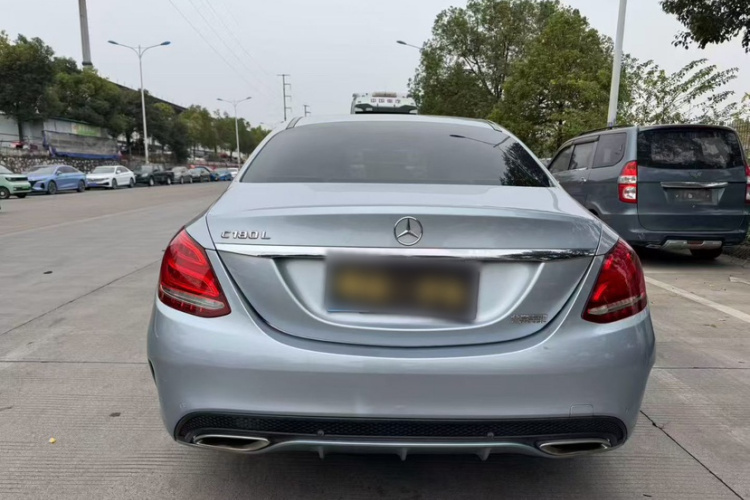 奔驰C级 2015款 改款 C 180 L 运动型车身外观6004