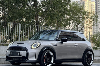 MINI 2022款 2.0T COOPER S 艺术家
