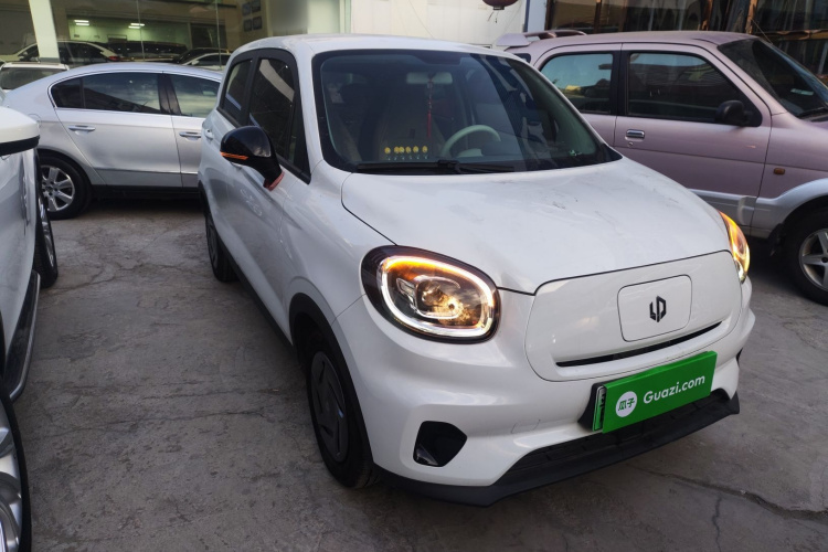 零跑汽车 零跑T03 2024款 200轻享版车身外观3