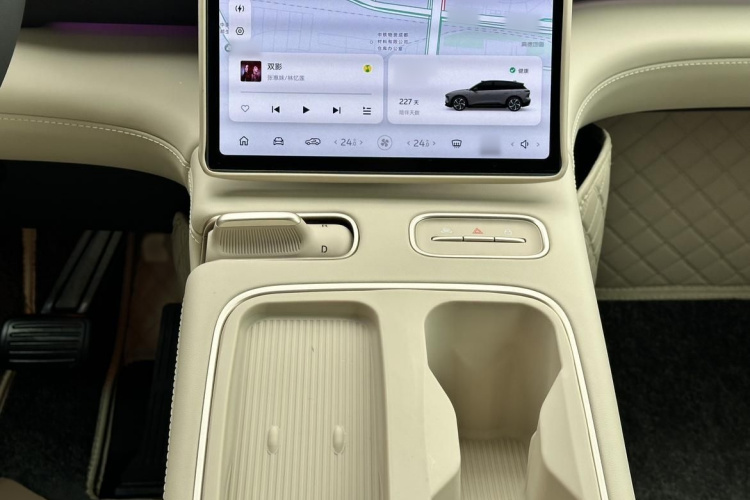 蔚来ES6 2024款 75kWh局部细节18