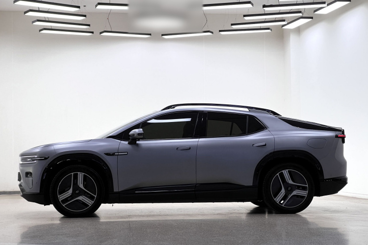 长安启源E07 2025款 纯电 四驱 90kWh Ultra高性能版车身外观6006