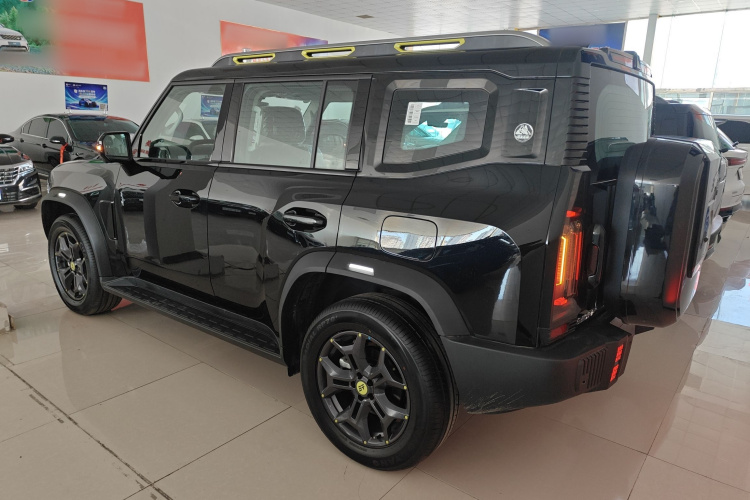 捷途山海 捷途旅行者C-DM 2024款 C-DM 129KM 林野版车身外观4