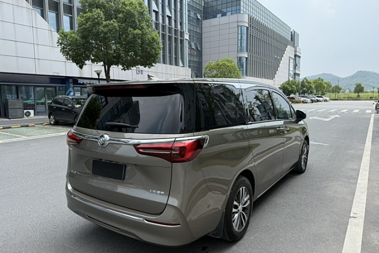 别克GL8 2020款 ES陆尊 653T 尊享型车身外观6006