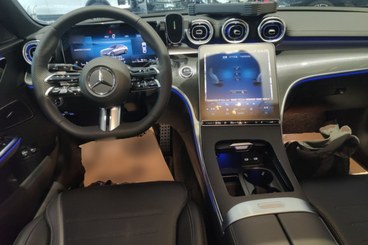 奔驰C级新能源 2025款 C 350 eL中控内饰12