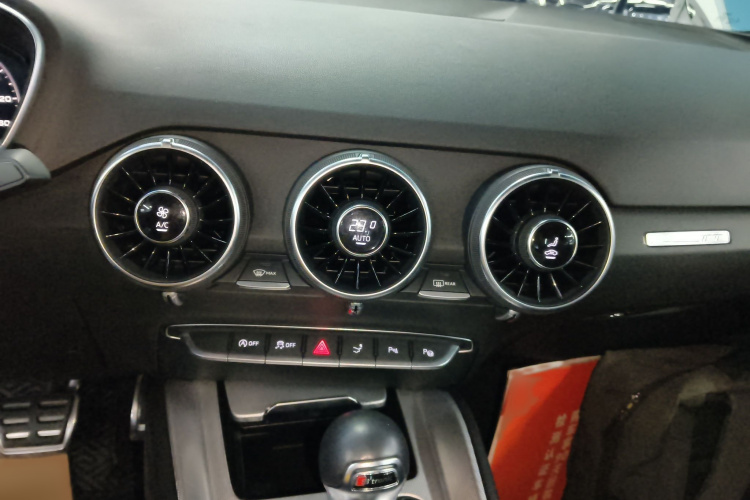 奥迪TT 2017款 TT Coupe 45 TFSI局部细节16