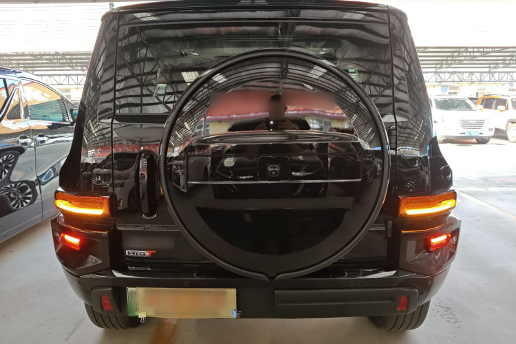 坦克700新能源 2024款 Hi4-T 极致版车身外观6