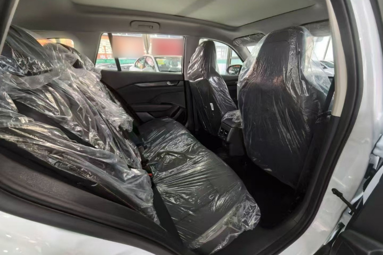 东风风神 奕炫GS 2025款 马赫版 1.5L 自动星耀版中控内饰7004