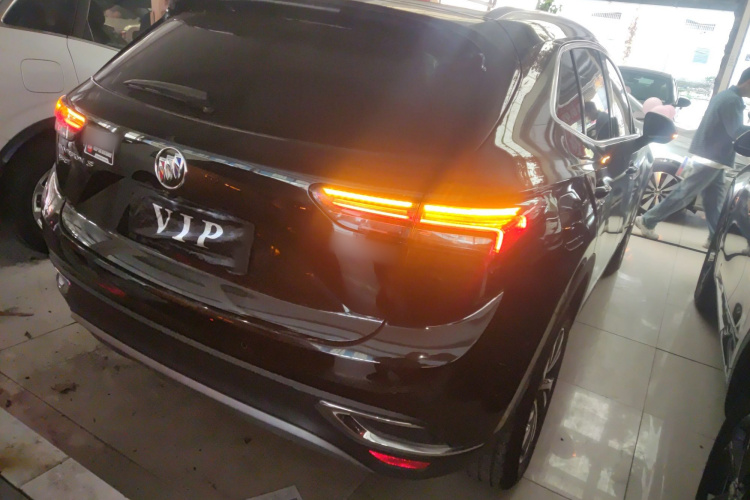 别克 2022款 改款 昂科威S 552T 两驱精英型车身外观7