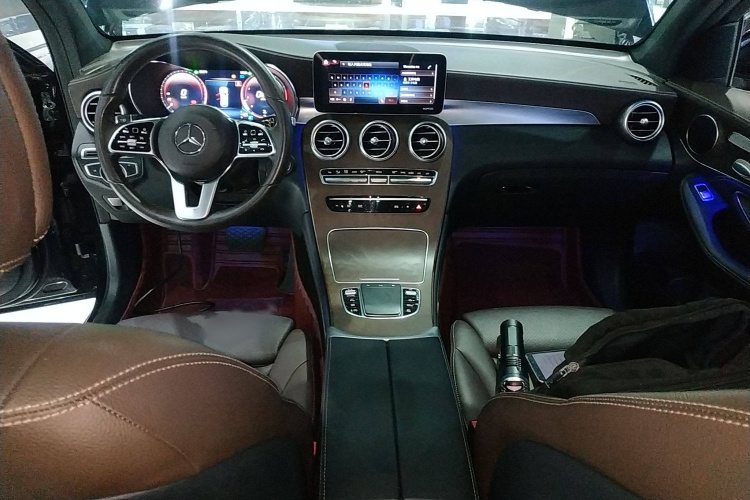 奔驰GLC 2020款 GLC 260 L 4MATIC 豪华型局部细节16